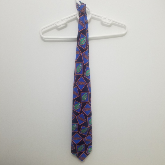 textured UF Gators long silk men's tie - Picture 7 of 10